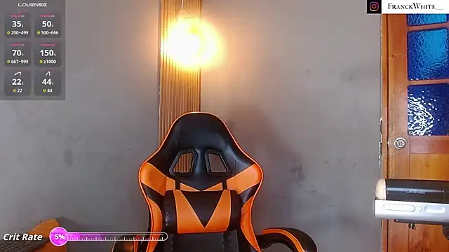 Snapshot of Mr_WhiteCock chatting on May 2026 02:58:02 PM Mr WhiteCock online show from May 2026 02:58:02 PM