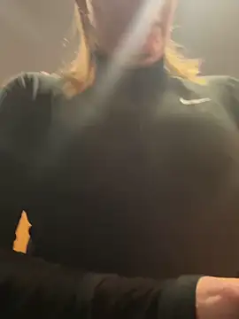 Snapshot of notlikeothergirlsEW12 chatting on March 2025 07:35:02 PM notlikeothergirlsEW12 online show from March 2025 07:35:02 PM