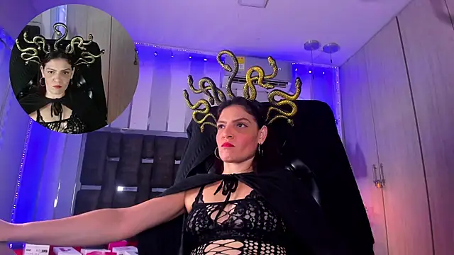 KatteMoss online show from October 2025 08:42:02 PM