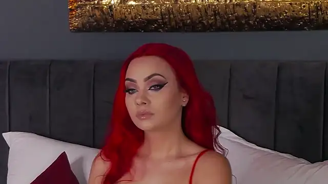 Emmelyn online show from November 2025 05:40:02 AM