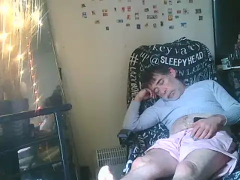 Snapshot of DaddyQuimHot chatting on February 2025 11:05:01 AM DaddyQuimHot online show from February 2025 11:05:01 AM