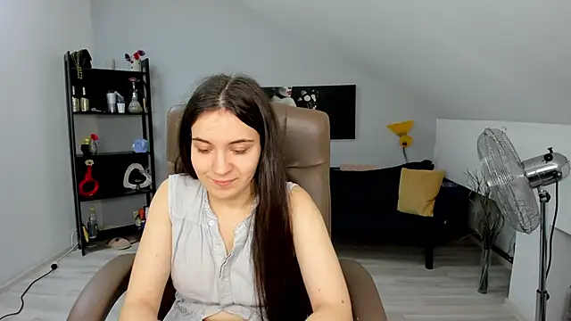 MelissaWiliam online show from December 2024 12:00:02 PM