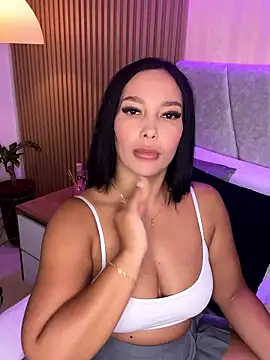 Dakota diaz  online show from February 2026 07:41:02 PM