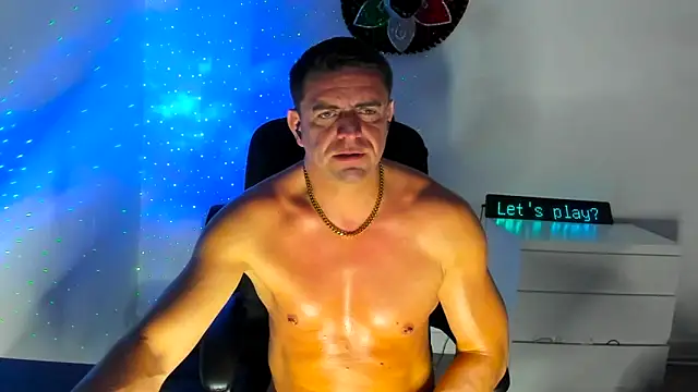 Snapshot of petr37pol chatting on April 2026 03:44:02 AM petr37pol online show from April 2026 03:44:02 AM