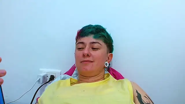 tomboyblue online show from December 2025 08:25:01 PM