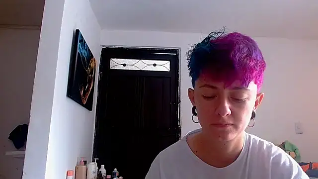 tomboyblue online show from May 2026 07:09:01 PM