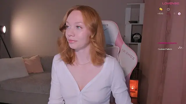 foxyMistrees online show from October 2025 10:31:01 PM