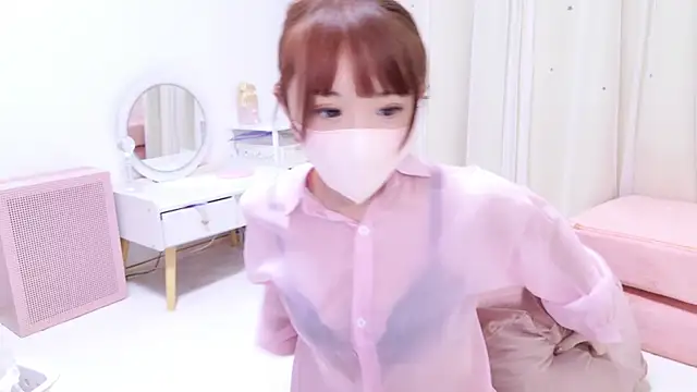 Snapshot of shihori_s2 chatting on December 2024 11:28:01 AM shihori s2 online show from December 2024 11:28:01 AM