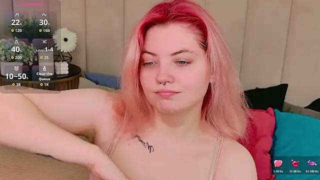 Lisa Adam online show from November 2025 05:28:02 PM