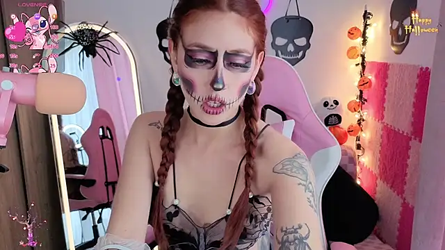 violet ch online show from October 2025 06:52:02 PM