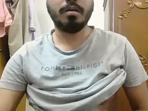 desiboyasif online show from March 2026 06:25:01 PM