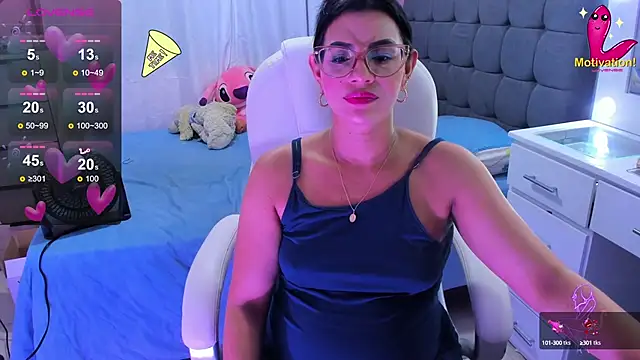 Snapshot of dahian_carter chatting on December 2024 11:22:01 PM dahian carter online show from December 2024 11:22:01 PM