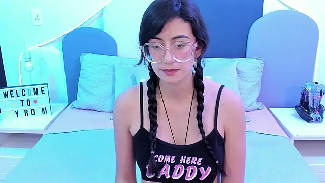 SophieGomez22 online show from March 2025 02:45:02 PM