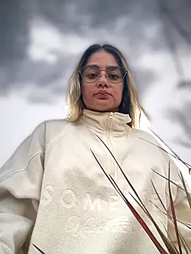 LittleSofia  online show from September 2025 10:54:01 PM