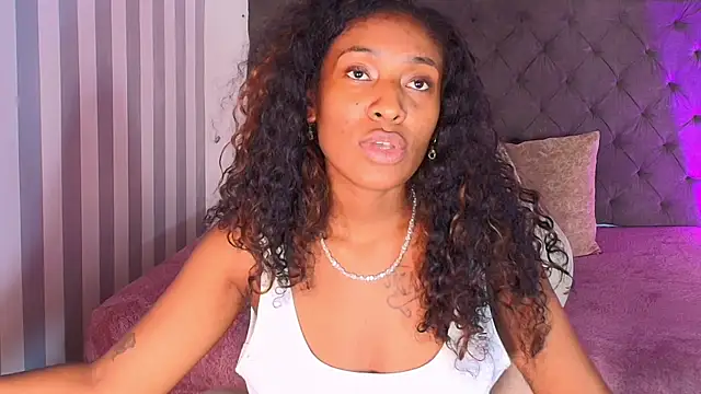 rebeca cortez  online show from January 2025 03:50:02 AM