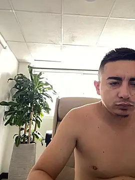 DanielGomez9 online show from January 2025 09:05:01 PM