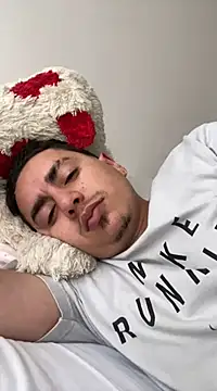 DanielGomez9 online show from February 2025 09:59:01 PM