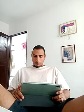 bonehur online show from April 2026 09:26:02 PM