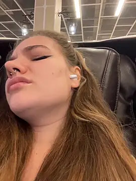 Holy Tereza online show from February 2026 03:43:01 PM