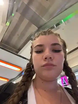 Holy Tereza online show from July 2026 04:39:33 PM