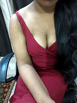 Snapshot of Disha_33 chatting on May 2026 01:00:01 AM Disha 33 online show from May 2026 01:00:01 AM