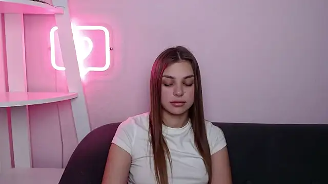 MilanaAngelAs online show from March 2026 05:43:01 PM