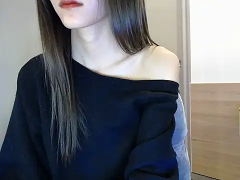 LiDonnaa online show from January 2026 01:02:01 PM