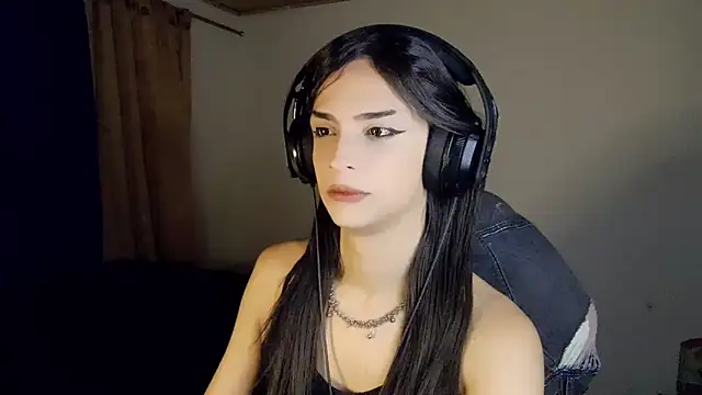 Dollbehavior  online show from April 2026 07:30:01 AM