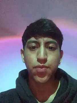 modelo180 online show from December 2024 09:11:02 PM