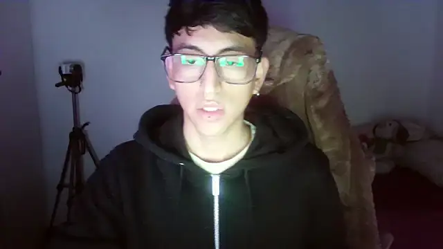 modelo180 online show from March 2025 11:54:01 PM