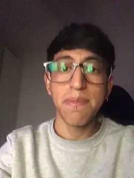 modelo180 online show from March 2025 12:38:02 AM