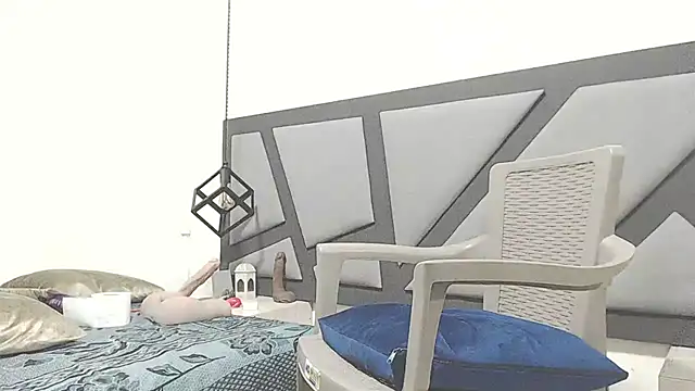 Snapshot of chanel_grant chatting on February 2025 03:11:02 AM chanel grant online show from February 2025 03:11:02 AM