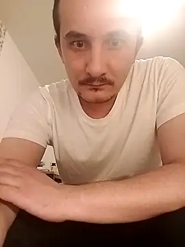 denis99tff online show from November 2025 08:36:02 PM