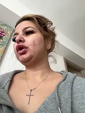 AllysonK online show from April 2026 10:35:02 AM