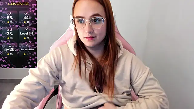 Snapshot of maryluna95 chatting on December 2024 04:12:02 AM maryluna95 online show from December 2024 04:12:02 AM