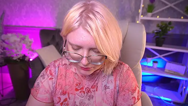 CoolTatis online show from March 2026 05:51:01 AM