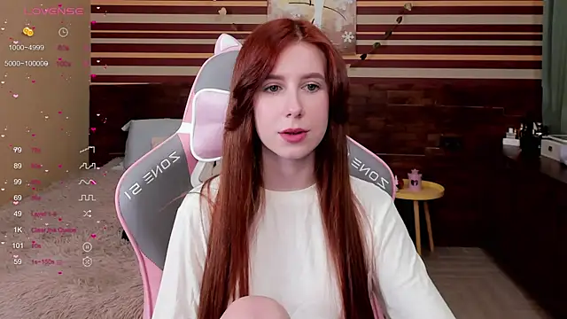 MilanaMua online show from February 2025 11:30:01 AM