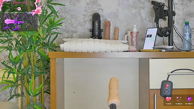 YourBurnWish online show from October 2025 07:14:02 PM