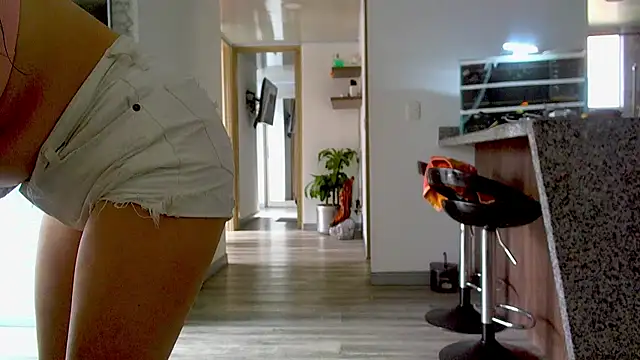 Snapshot of adan_eva960 chatting on March 2025 03:48:01 PM adan eva960 online show from March 2025 03:48:01 PM