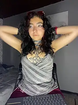  Gothiccbitch  online show from March 2025 03:19:01 AM