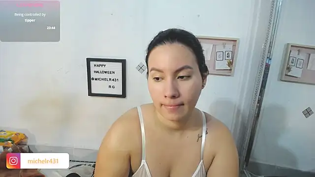 Snapshot of Mia__reys chatting on November 2025 11:36:02 AM Mia reys online show from November 2025 11:36:02 AM