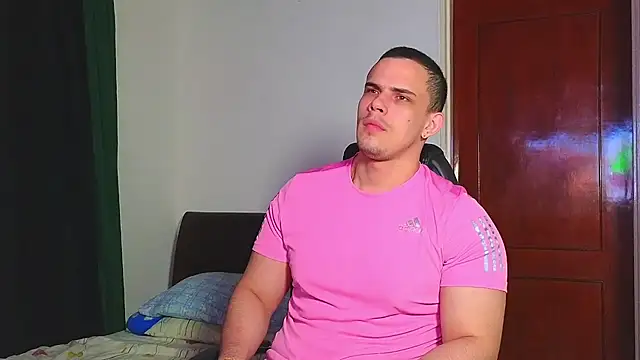 Snapshot of Regansmiths chatting on March 2025 07:09:02 AM Regansmiths online show from March 2025 07:09:02 AM