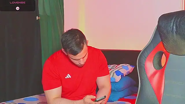 Snapshot of Regansmiths chatting on November 2025 10:28:01 AM Regansmiths online show from November 2025 10:28:01 AM