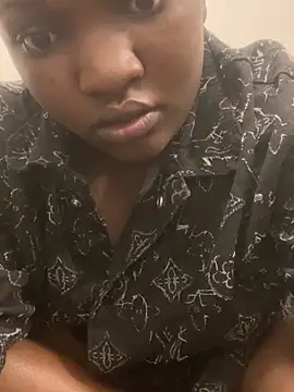 Snapshot of sweet18creamybigpussy chatting on December 2025 03:38:02 PM sweet18creamybigpussy online show from December 2025 03:38:02 PM