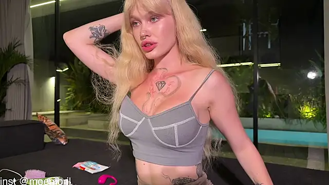 Golden Aline online show from February 2026 02:11:02 PM