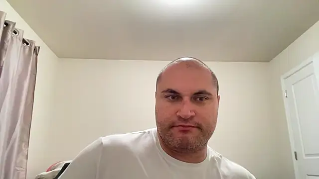 SluggishChase99 online show from February 2026 03:24:02 AM