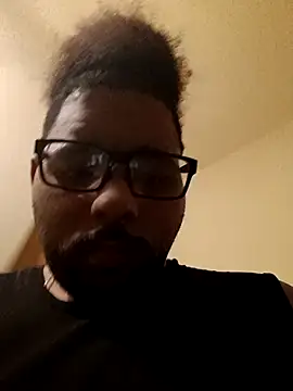 Snapshot of Dj-yefri-pauta chatting on March 2025 08:11:02 PM Dj-yefri-pauta online show from March 2025 08:11:02 PM