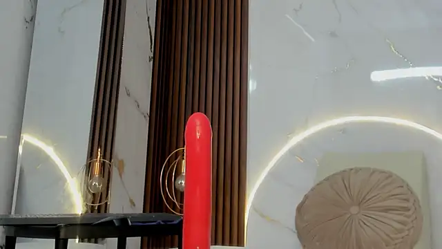 dahianthompson online show from January 2025 07:26:01 AM