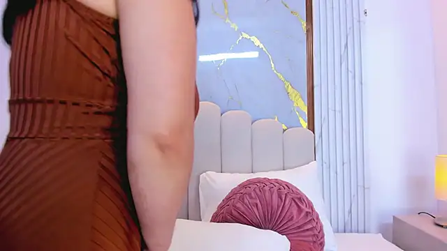 dahianthompson online show from October 2025 08:31:02 PM