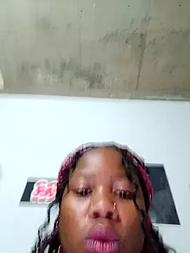 PerfectionBerrie online show from November 2025 09:54:02 AM